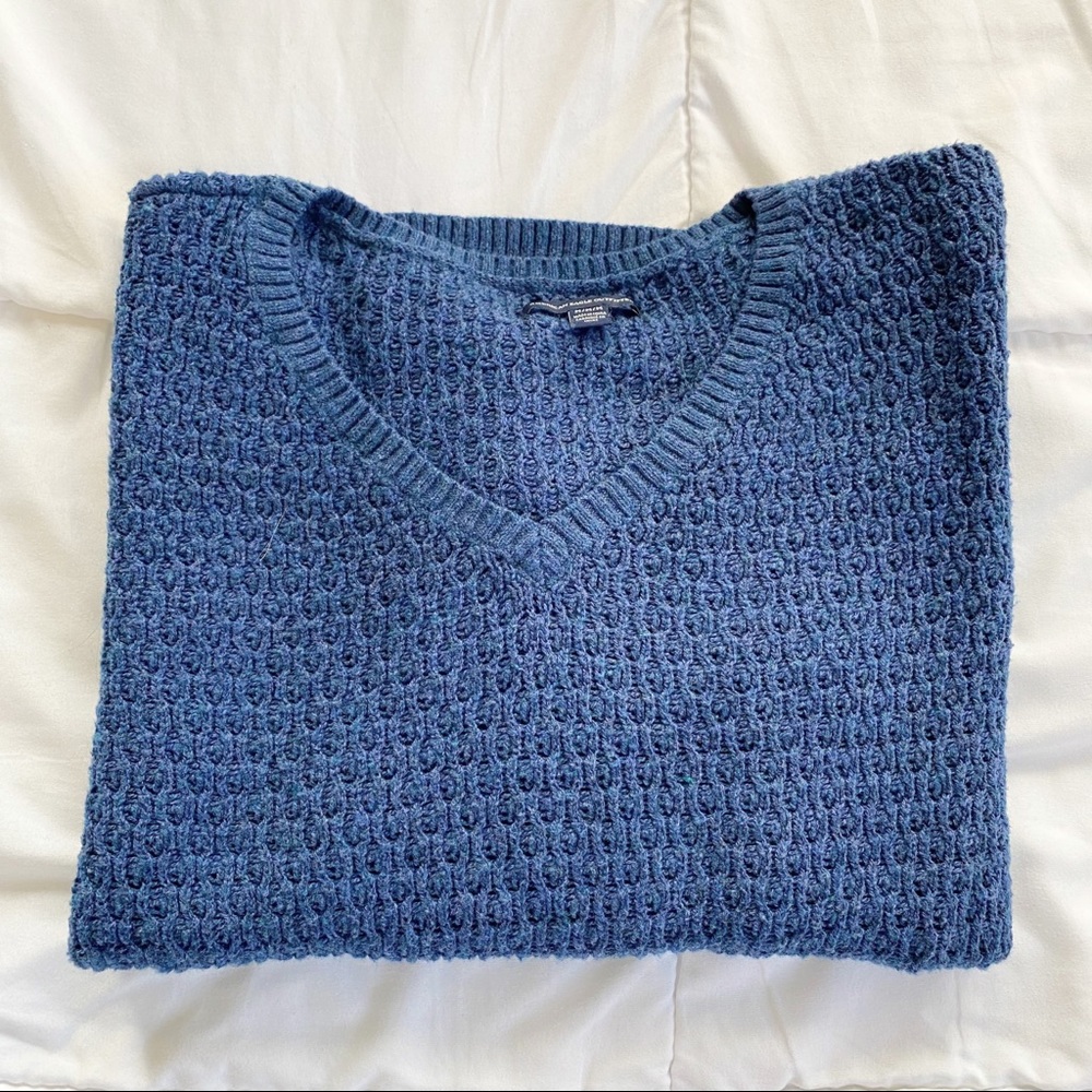 American Eagle Sweater